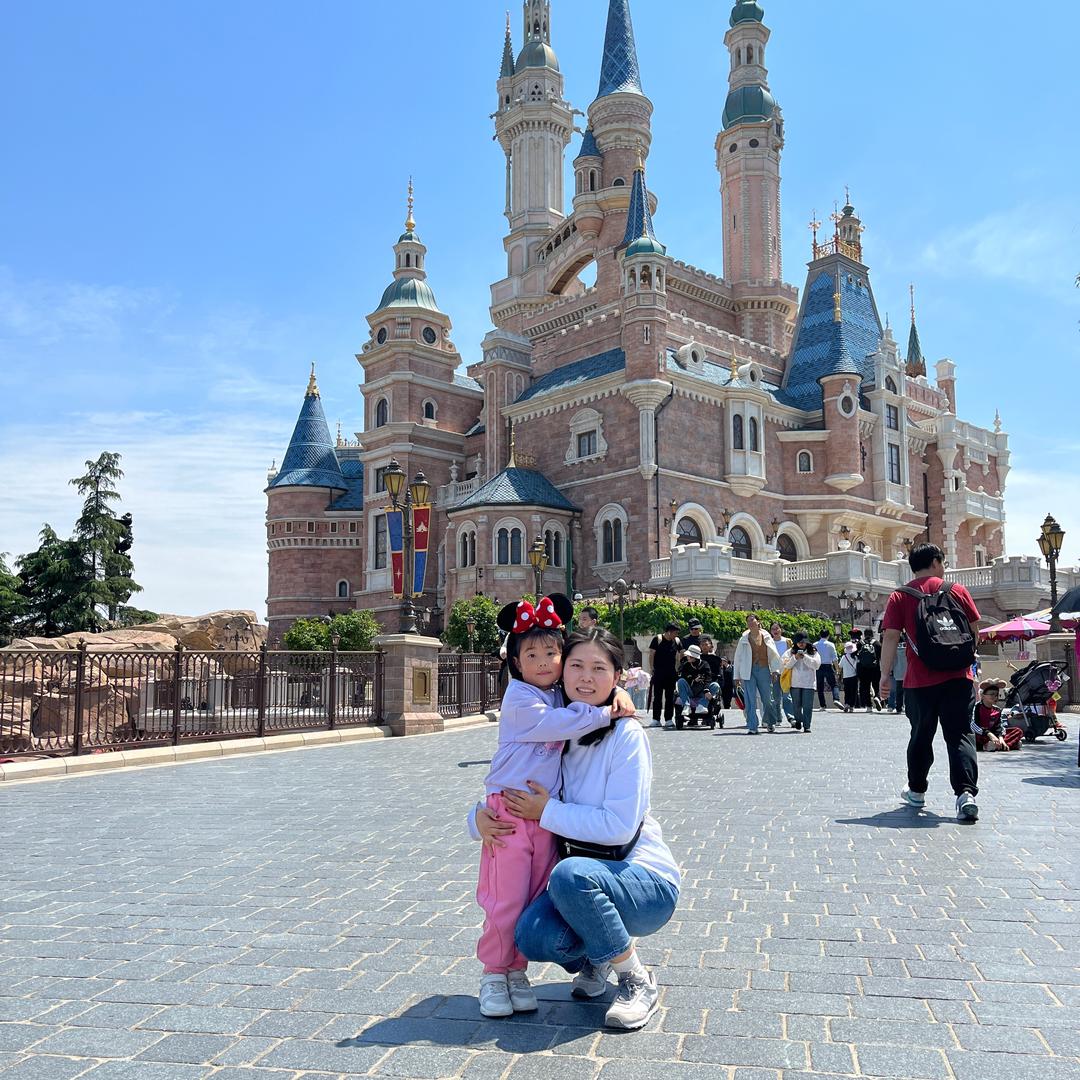 菲菲吖（二胎孕中期）