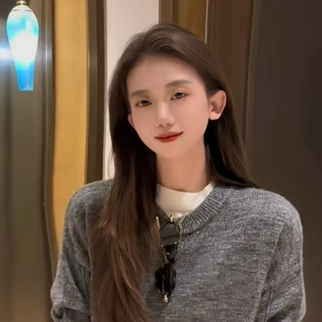 日禾芮依（时尚穿搭）