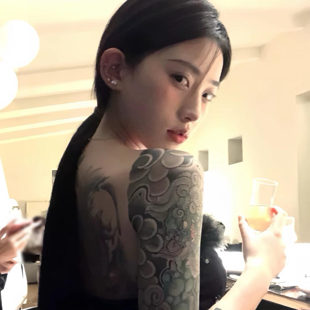 等