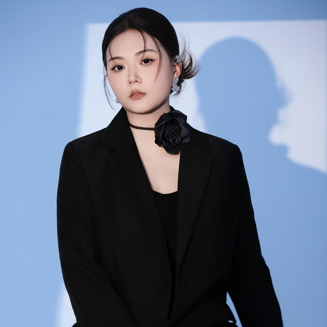 青卉妆婳儿童礼服馆官方号