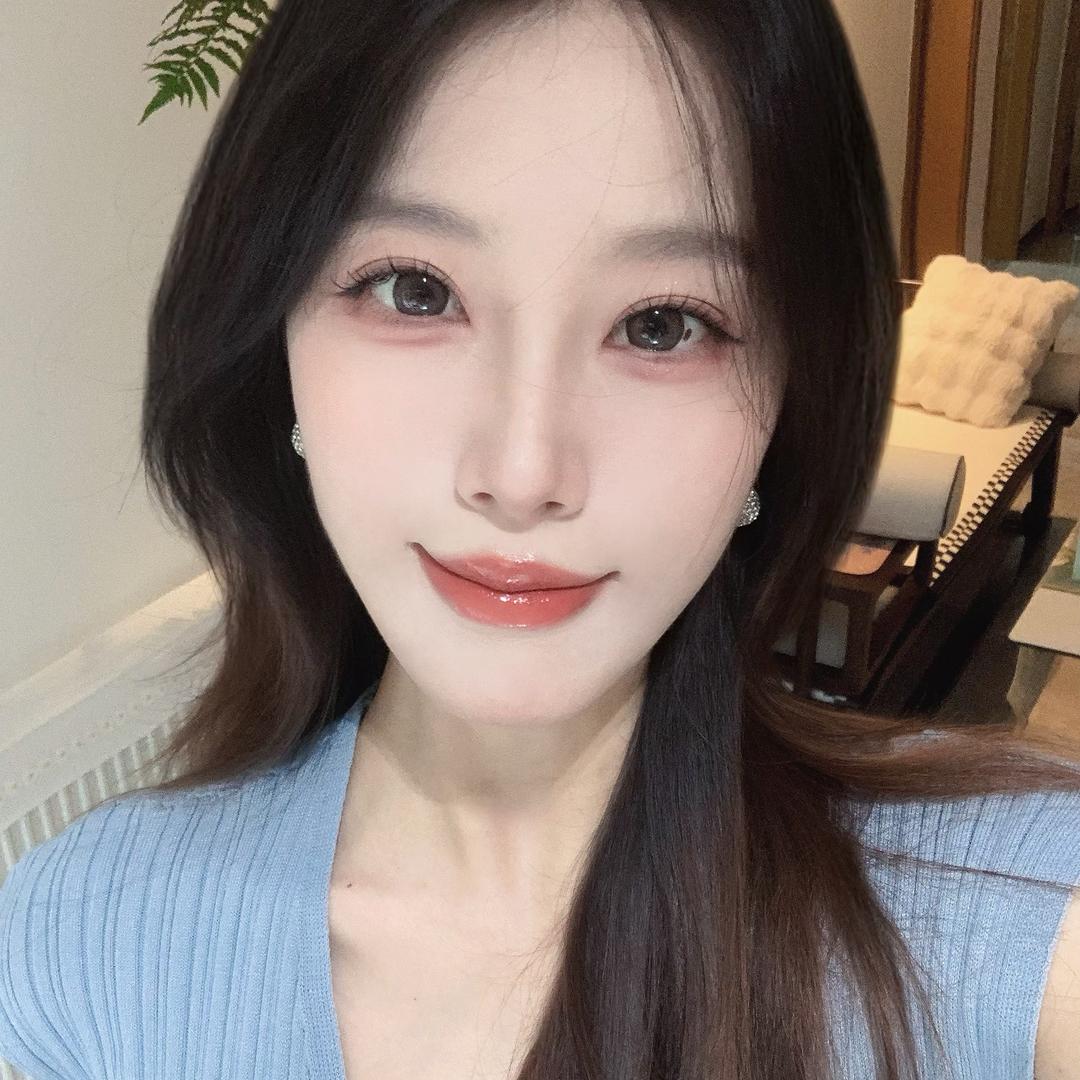 柚柚子（美妆打工版）