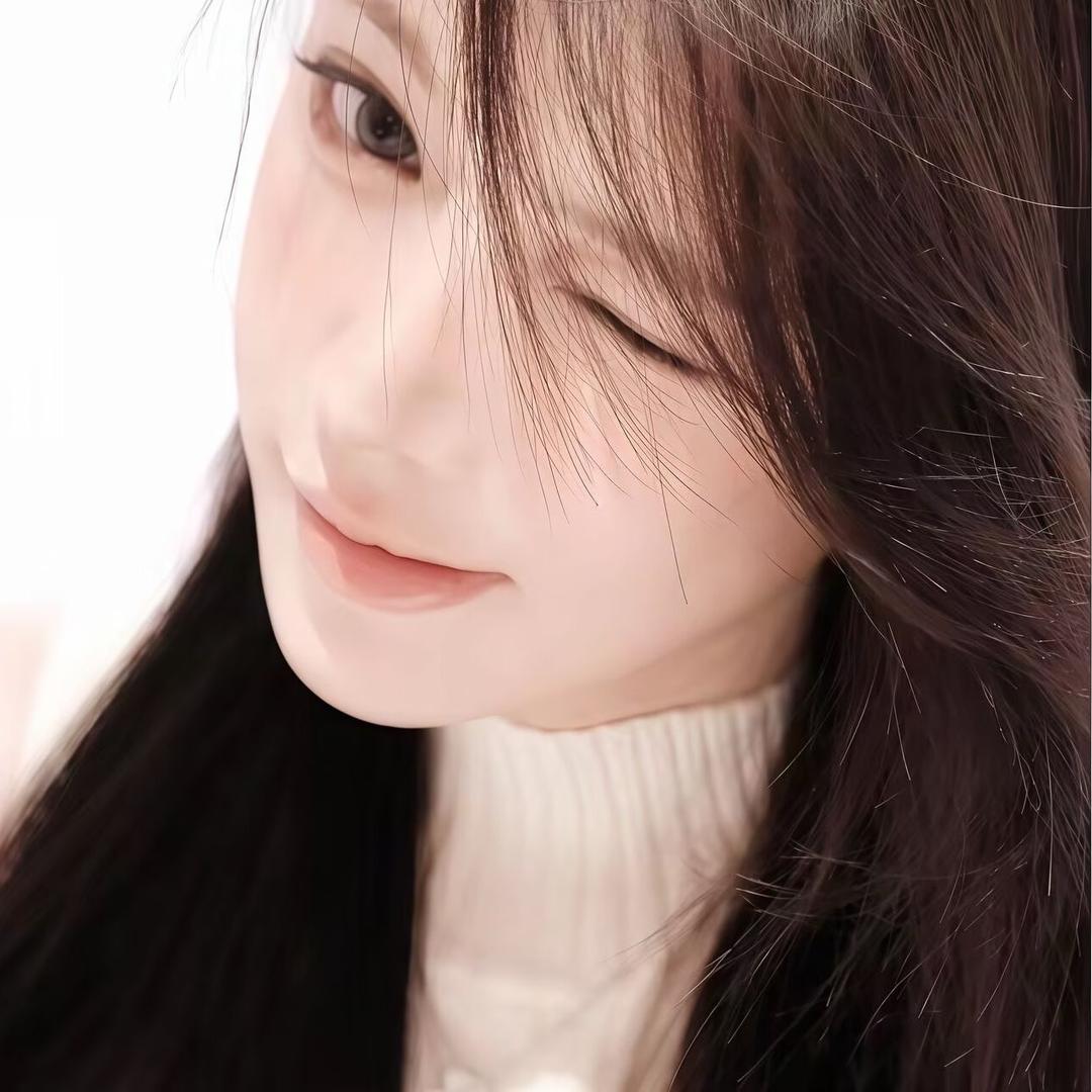 '◡' L