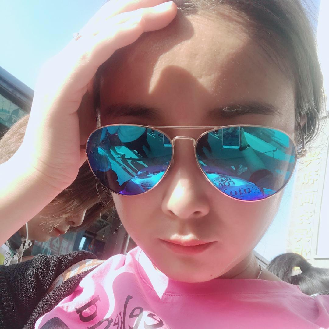 🧚♀️粘人的小妖精🧞♀️