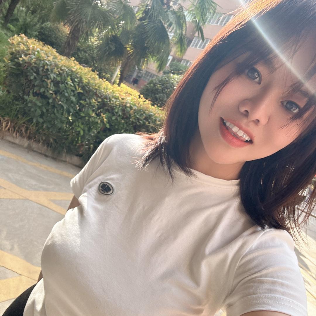 做一个安静的女子👄