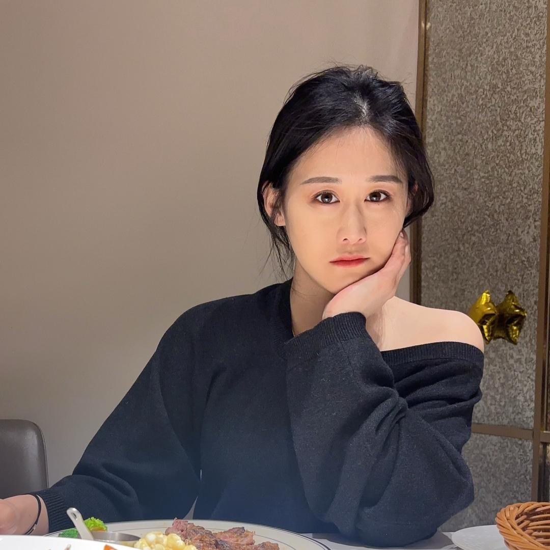 是小赵_