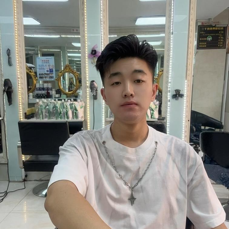 三千丝阿亮发型定制