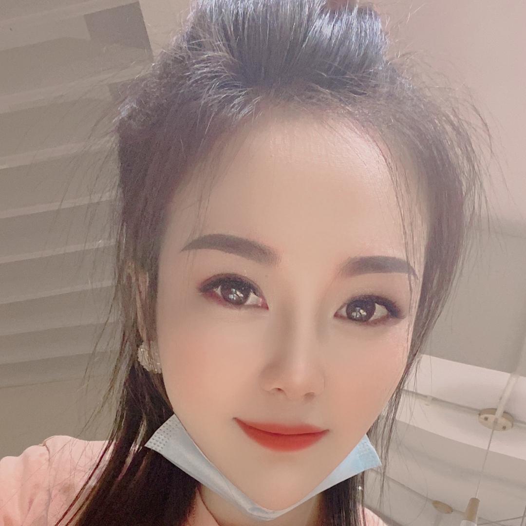 韵瑶爱衣服装店