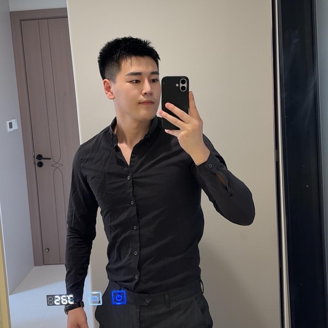 岳少爷