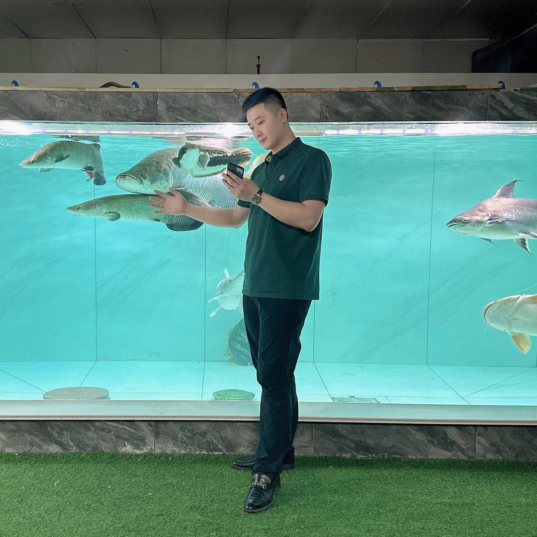 一个爱养鱼的美术老师