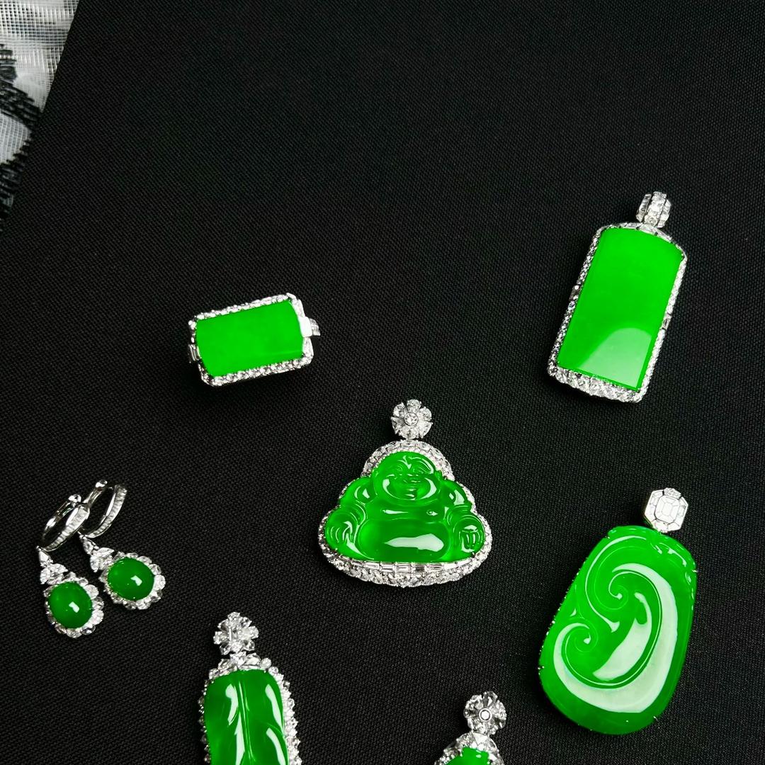 小酒窝翡翠记