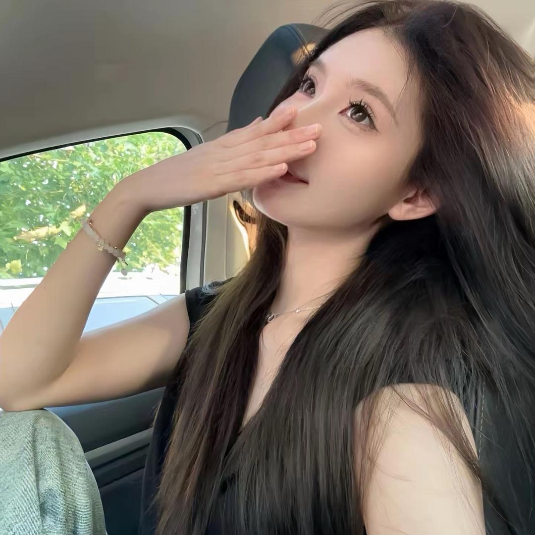 𝒀