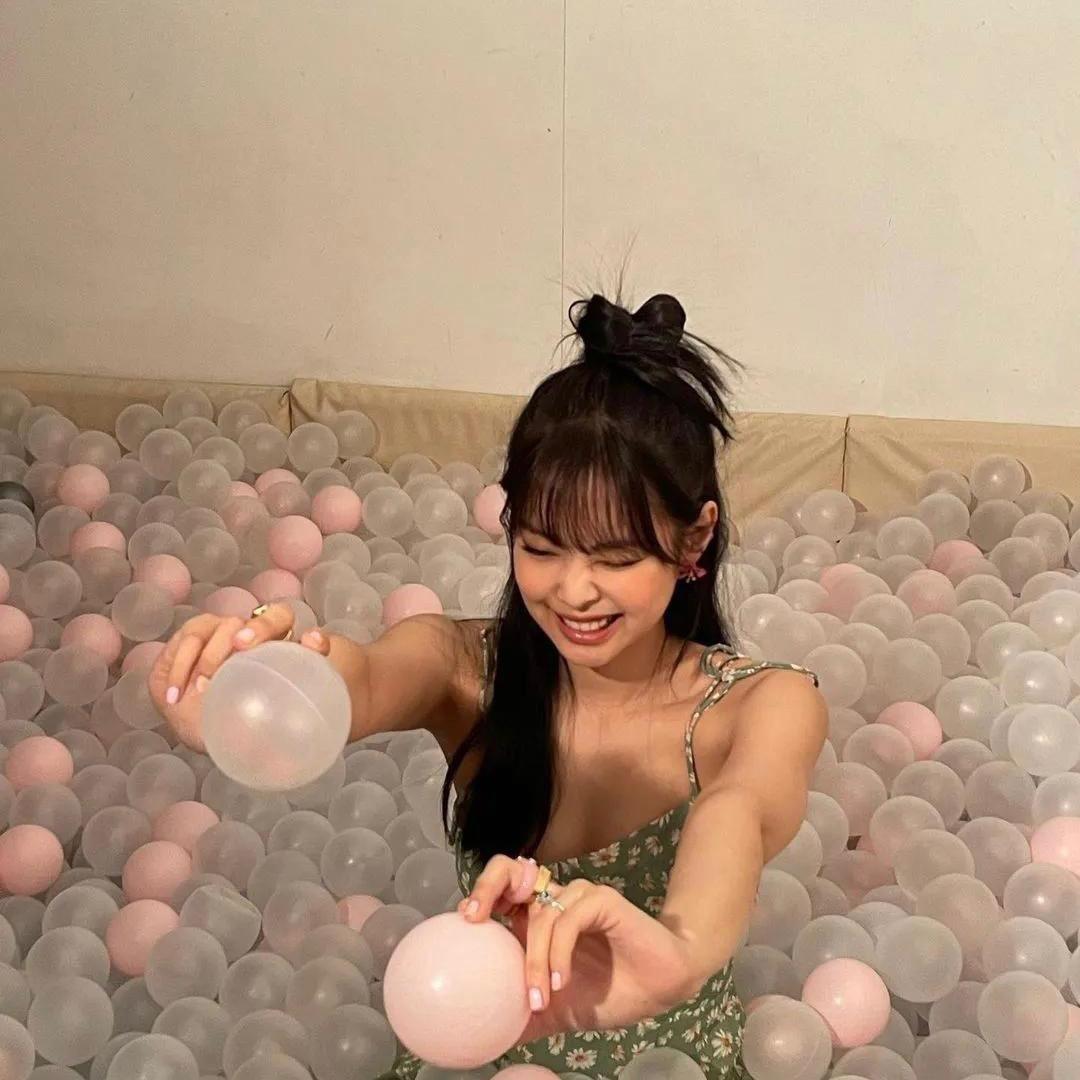 涵.