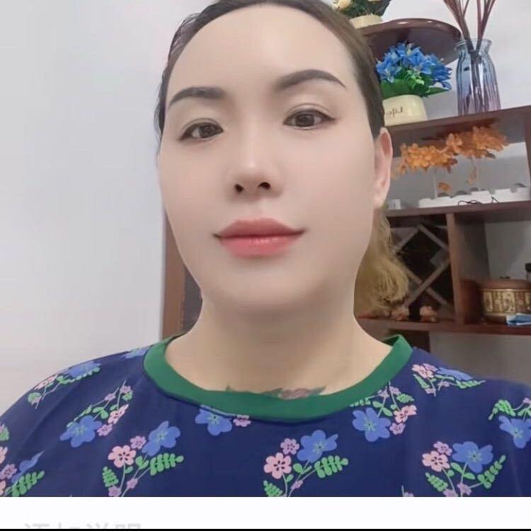 李菲