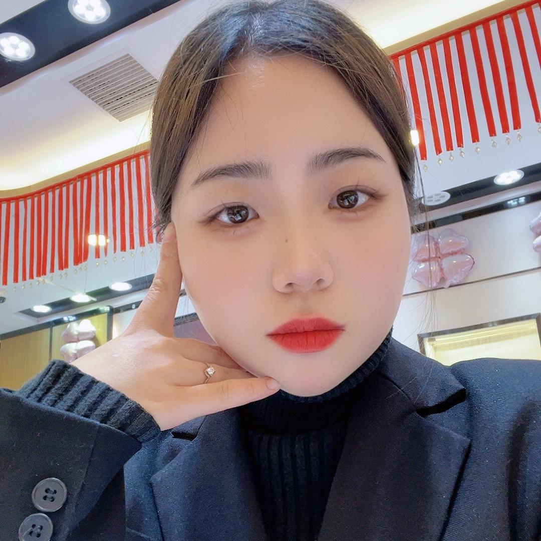 鲁台黄金店秋洁