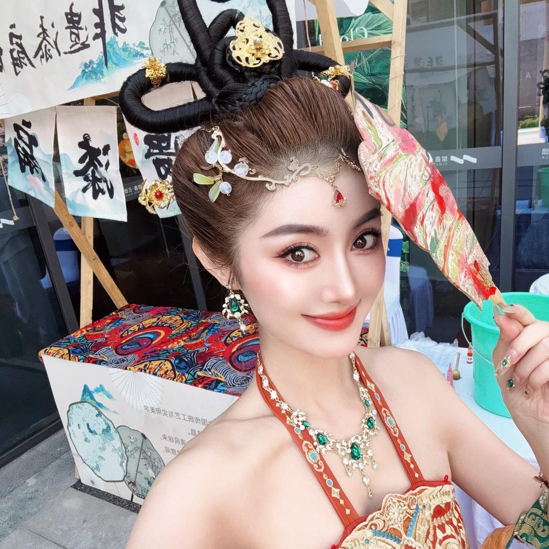 飞天如意·娜伊