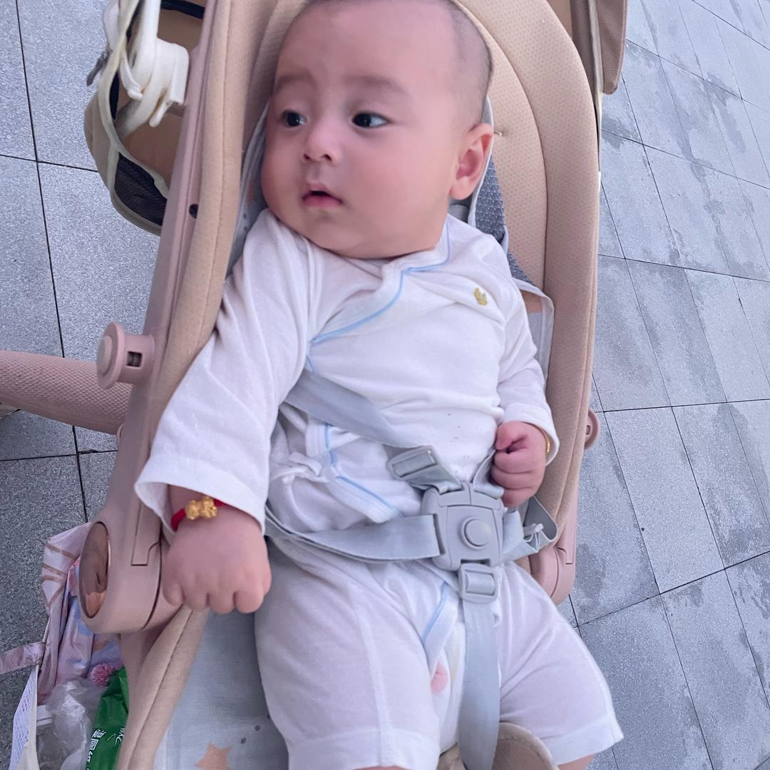 放飞自我，自嗨😊