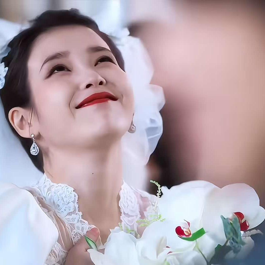 吃瓜群众围观宇宙爆炸