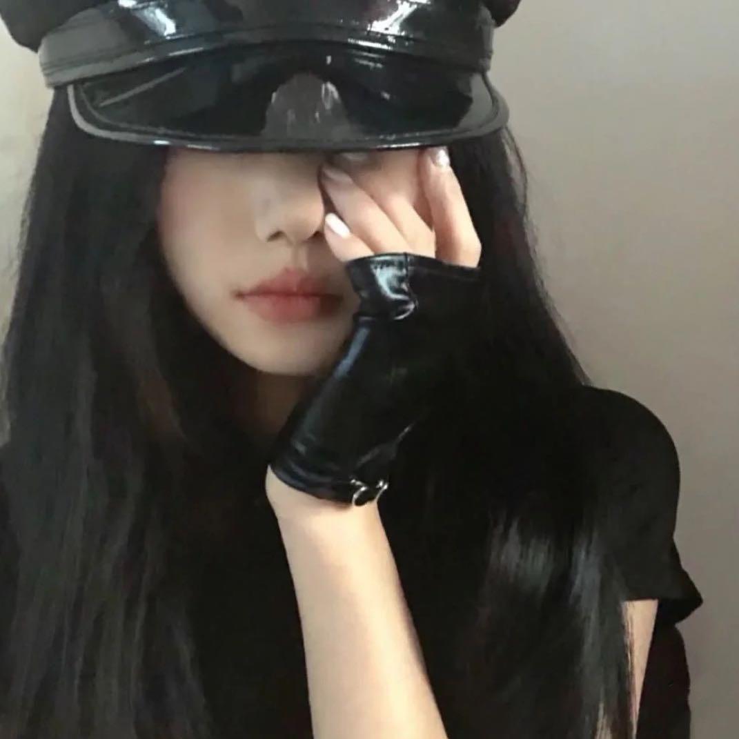 佳允-