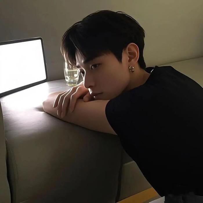 𝕀·   ℕ  𝔸  💫