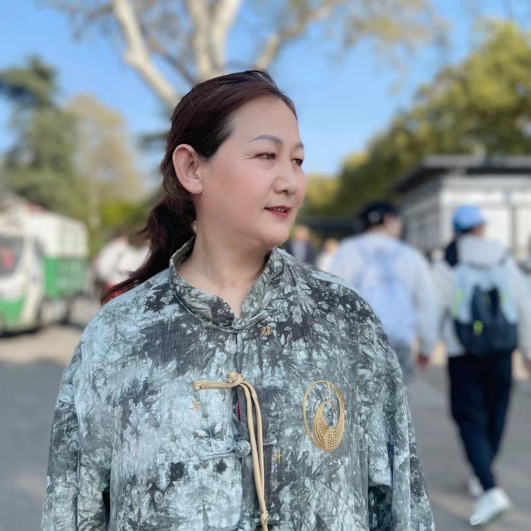 卓卓小姨