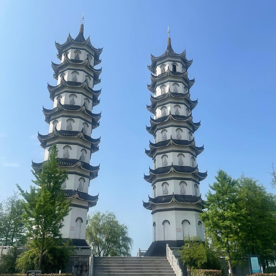 一凡…