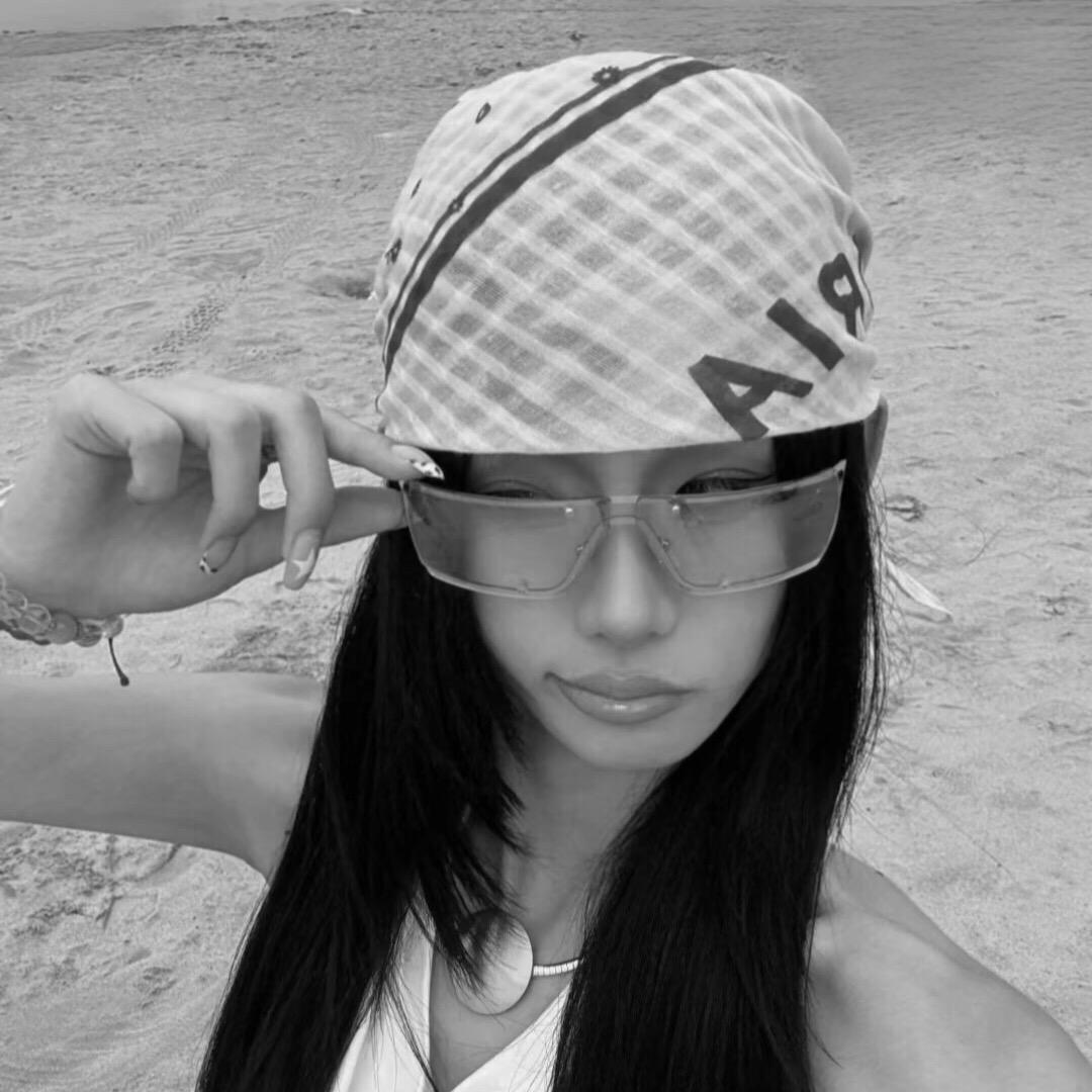 @ 想破1000关注我都秒回