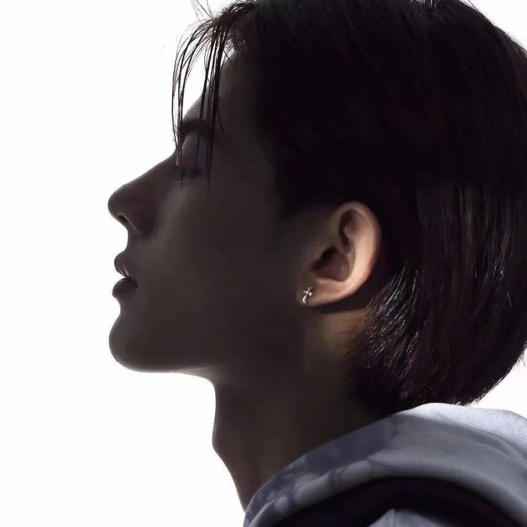 一见美女就紧张