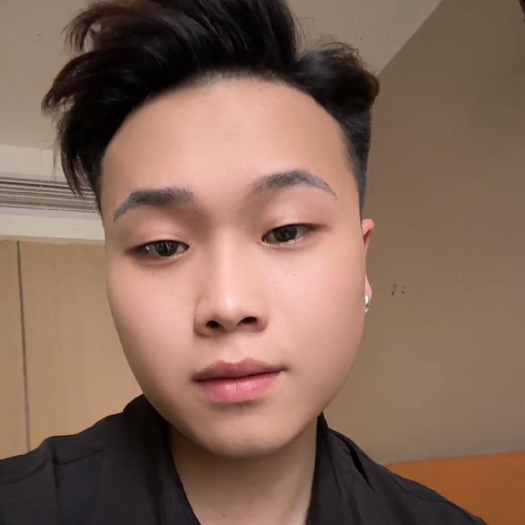 7%