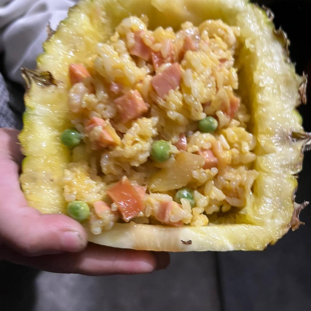 月出水流银