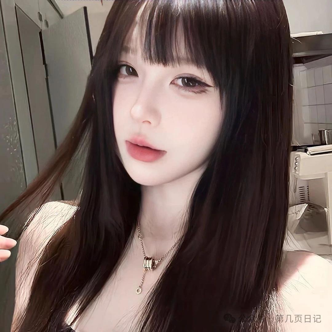 人设是高冷女