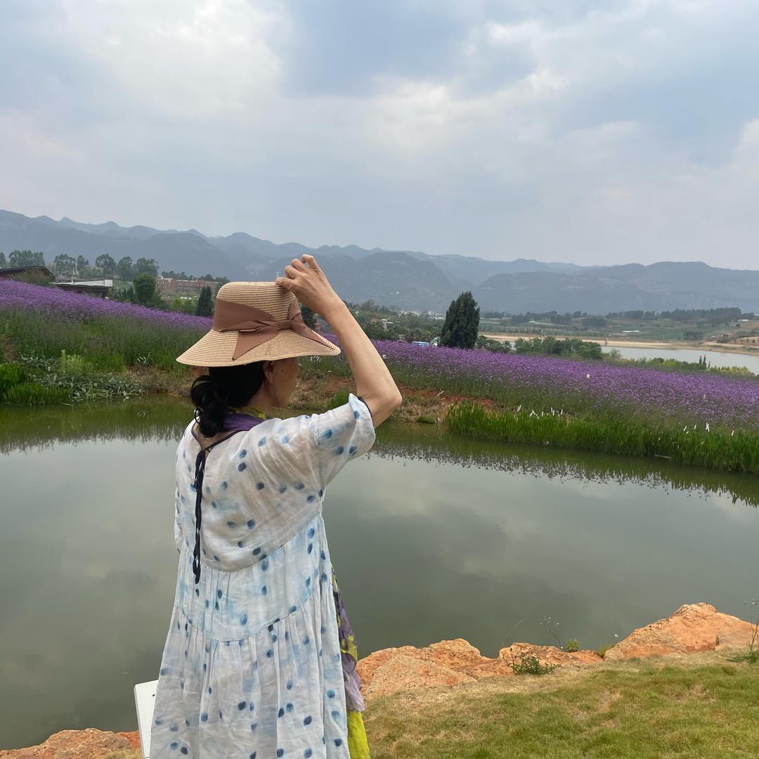 雨花石     旅居云南