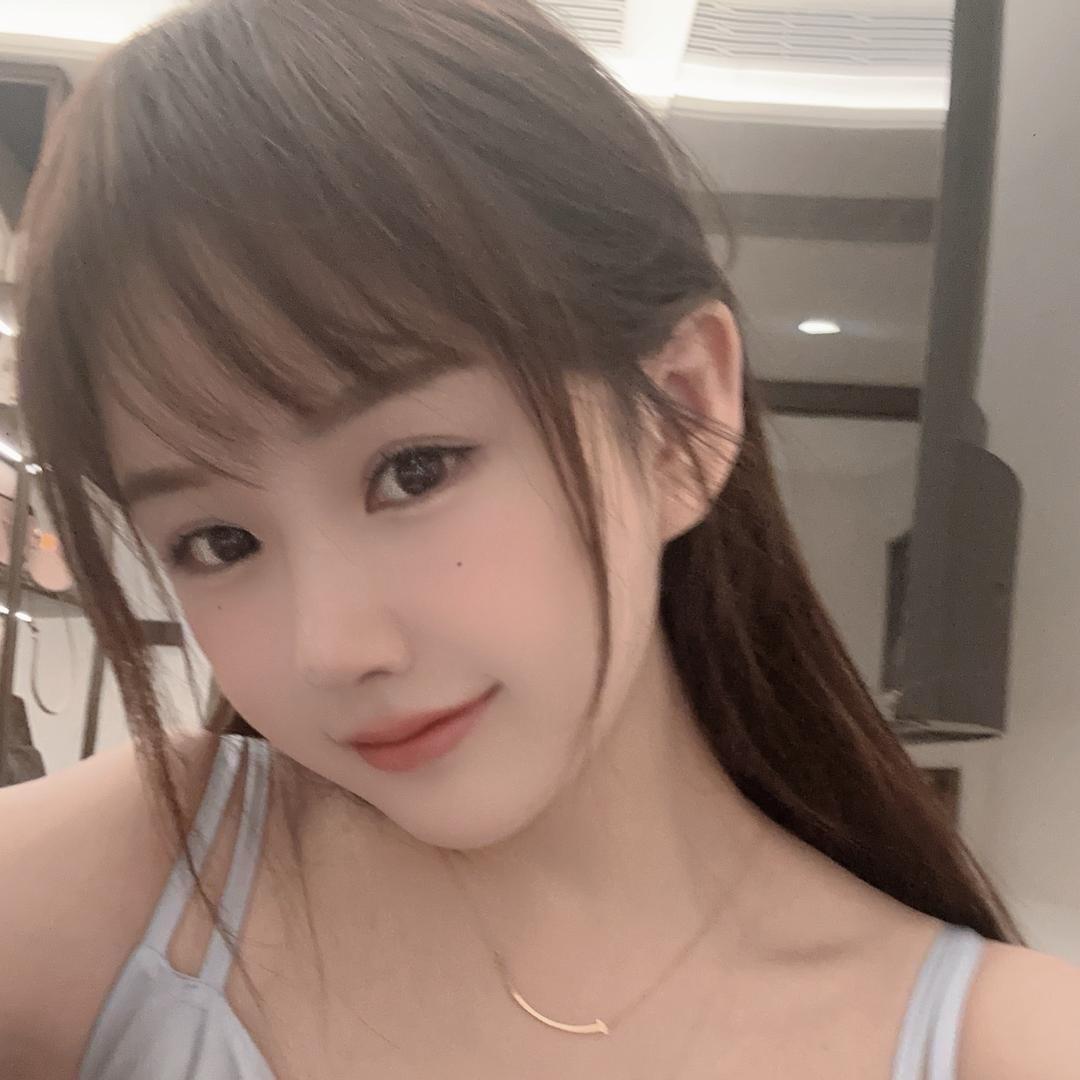 小龙妹 ¹⁰²¹