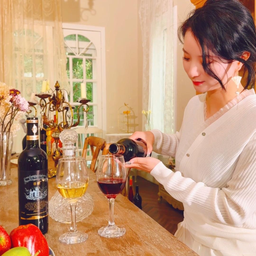 蓬莱万德福酒专营店