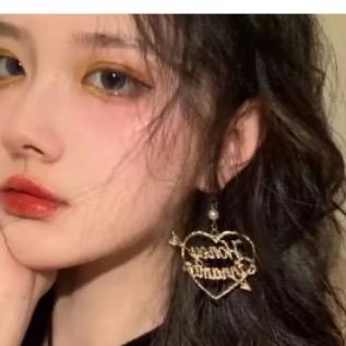 新郑市龙湖镇顶点造型美发店