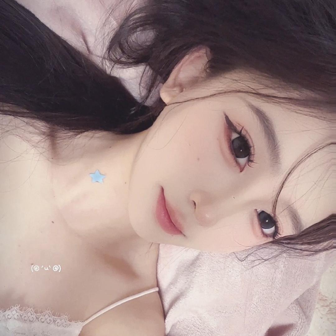 z y、