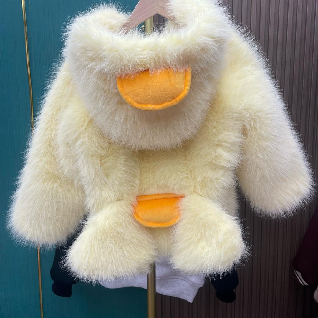 特厚童装毛毛衣