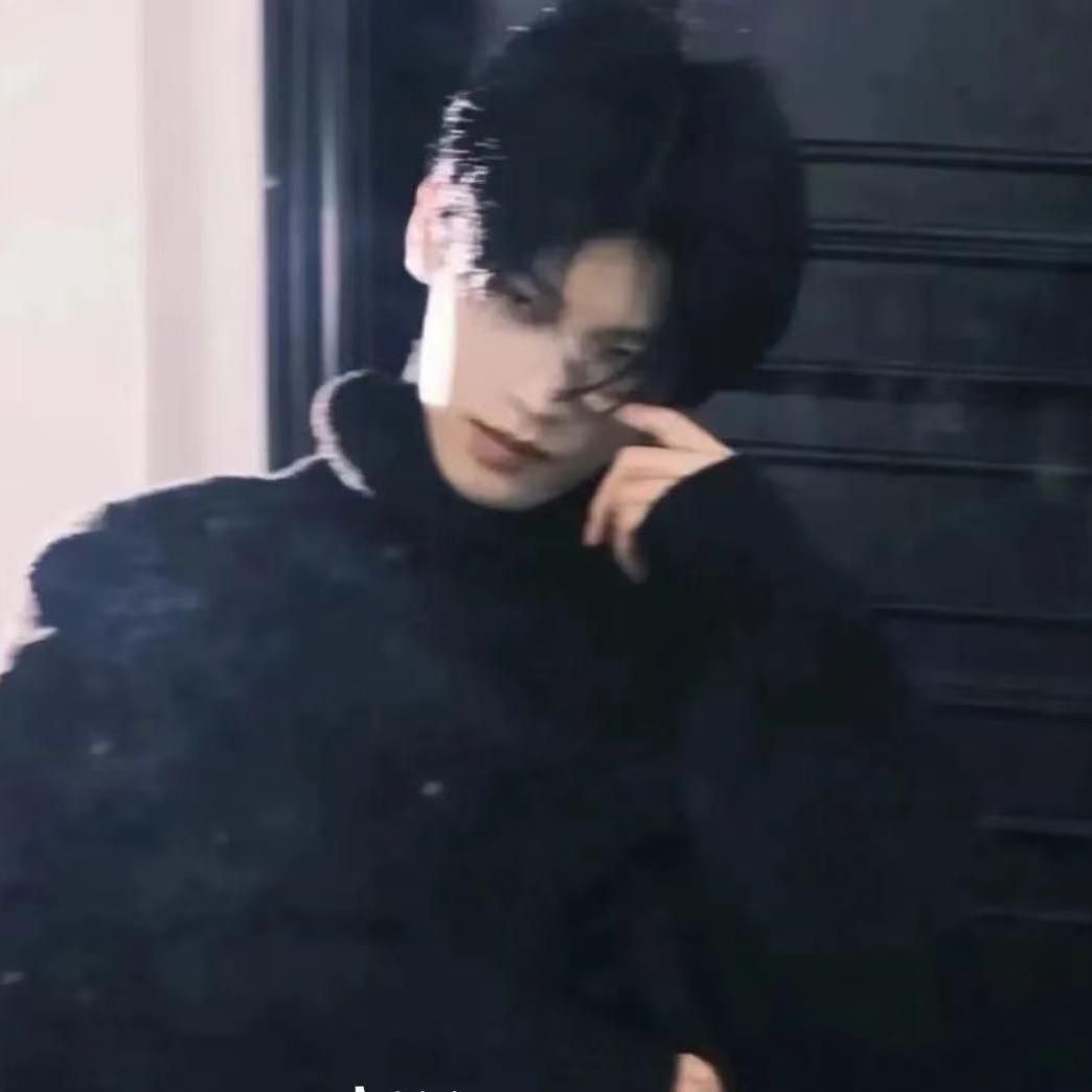 从月亮走向月亮.