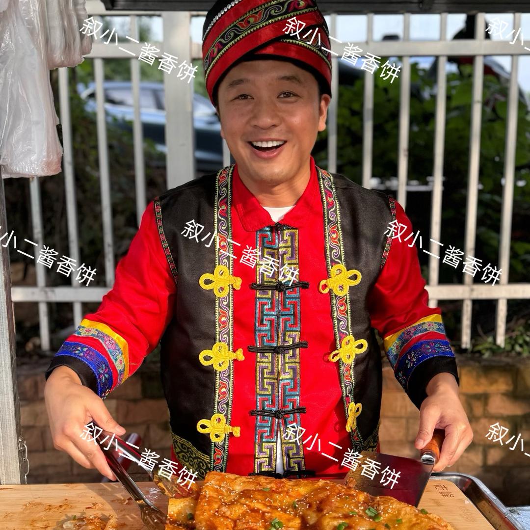 叙小二酱香饼儿