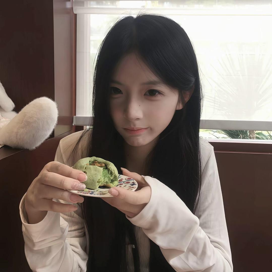 酸奶不吃鱼.🐟