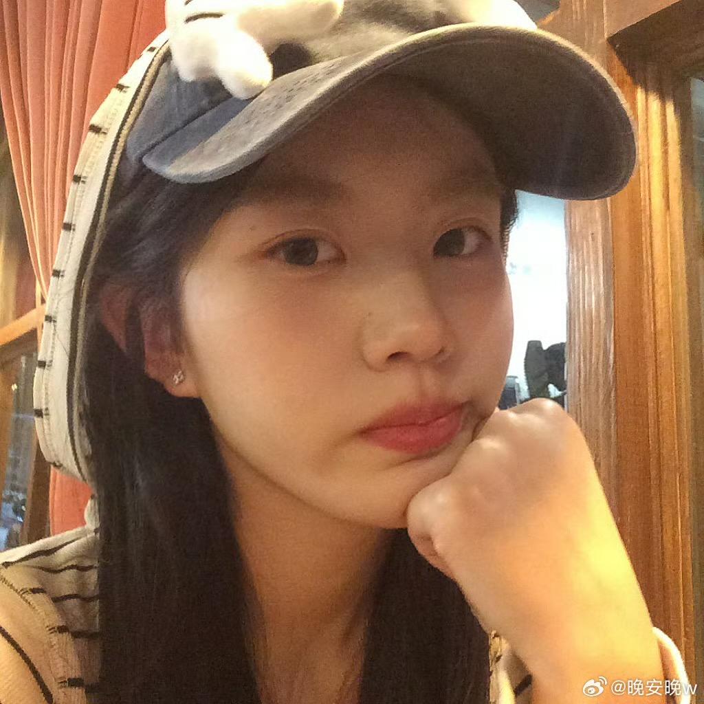 汉堡包多加沙拉酱