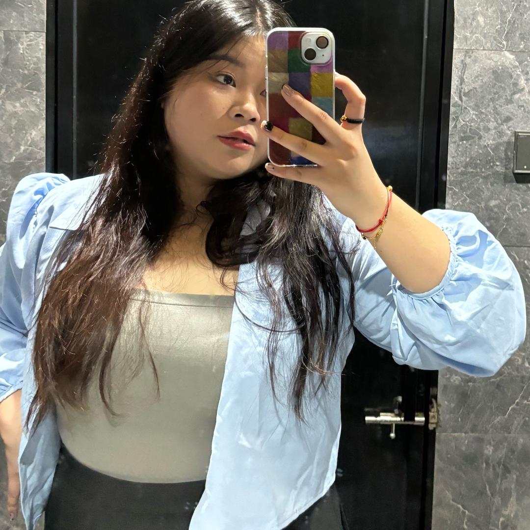 小梅爱喝酒📝