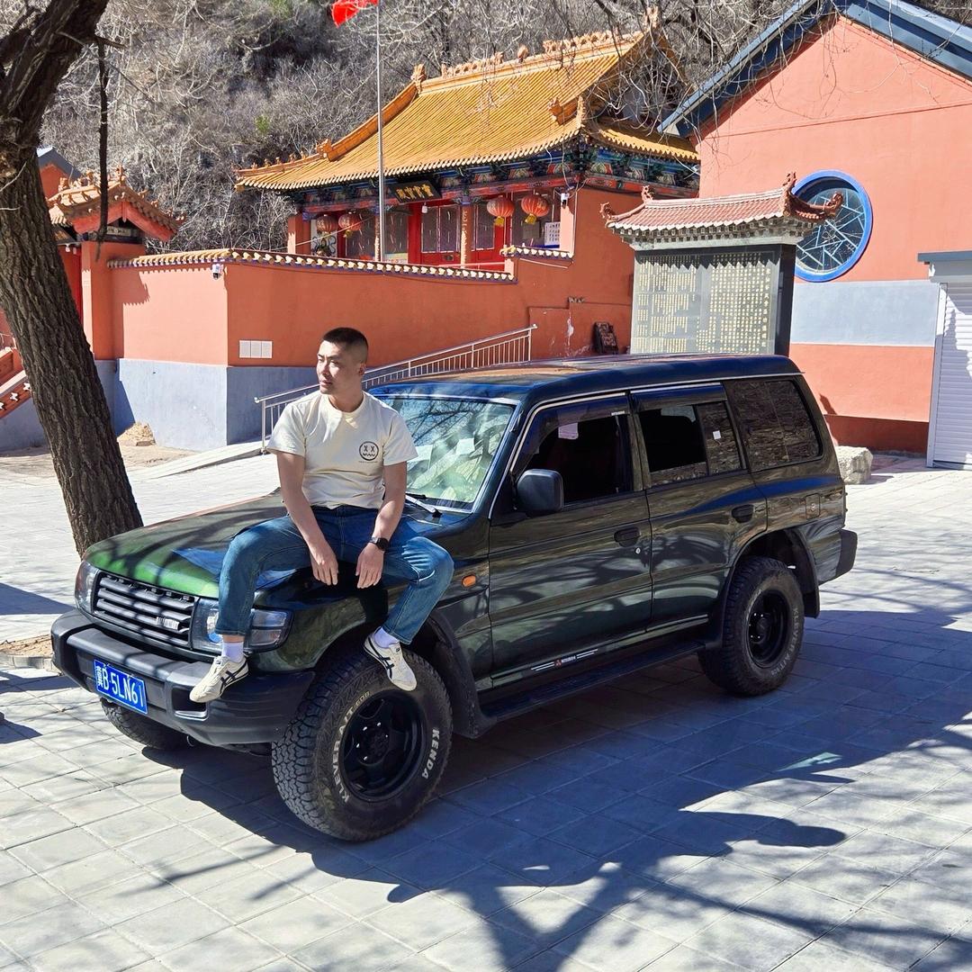 李洪伟