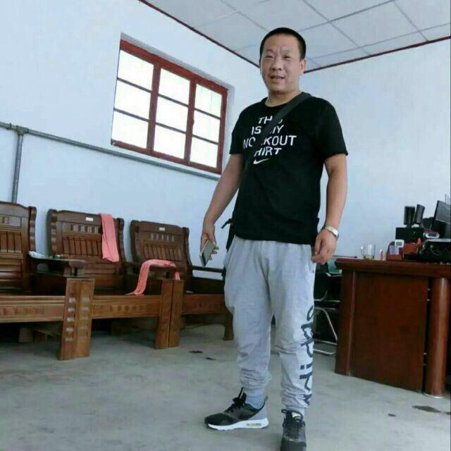 山东鲁腾折叠式箱房