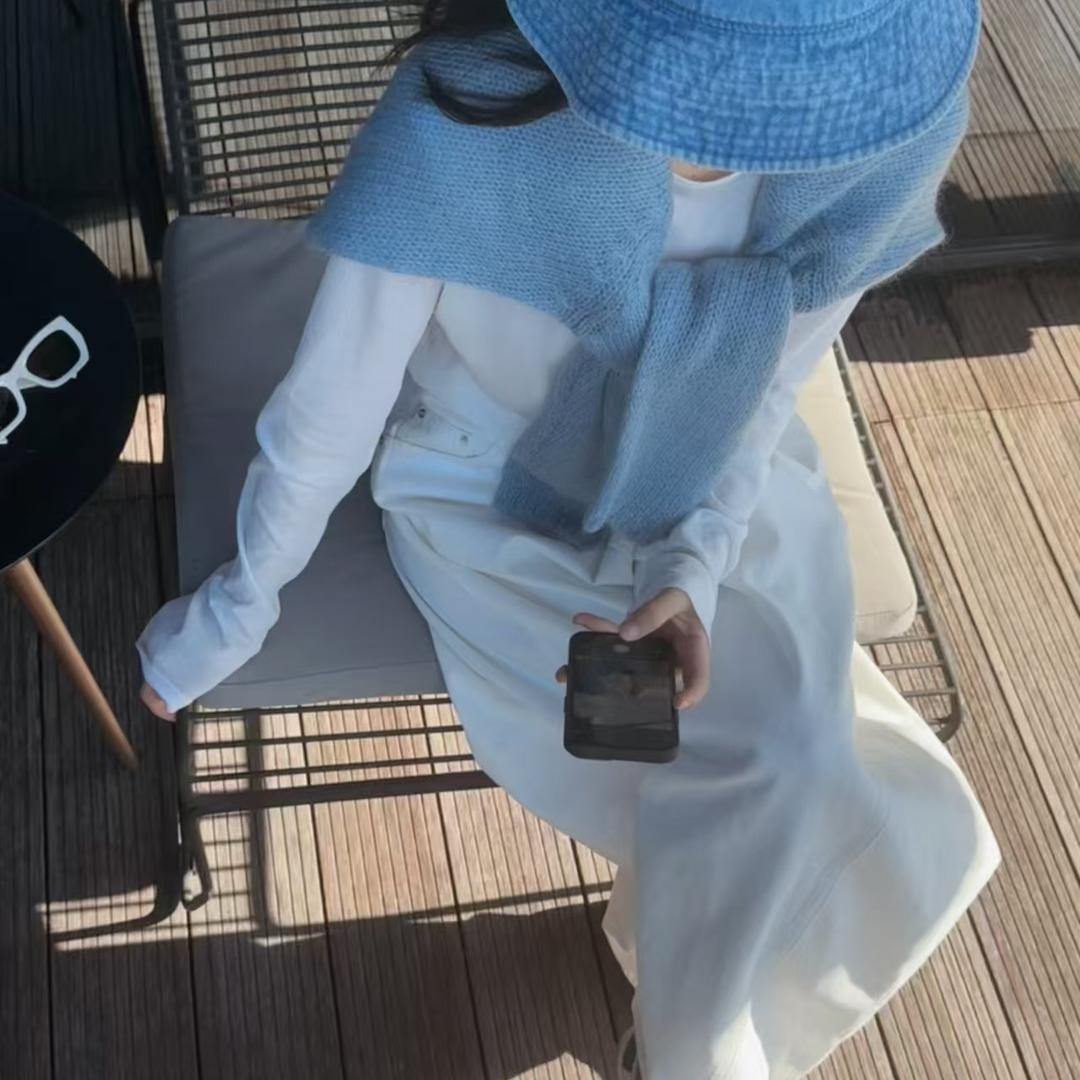 依贰三服装穿搭