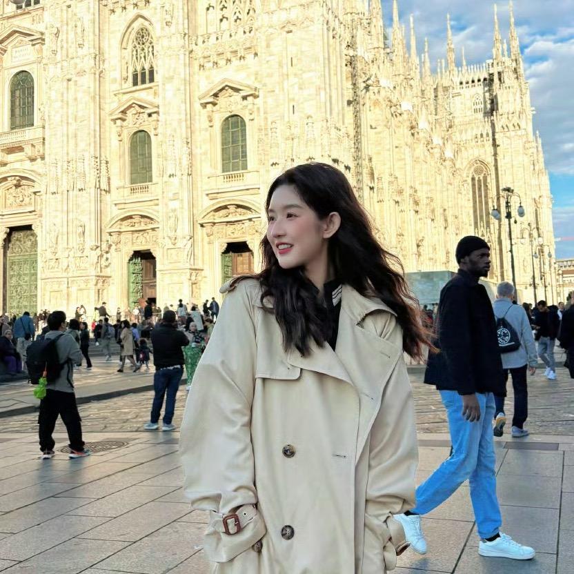 山茶花长在年糕里