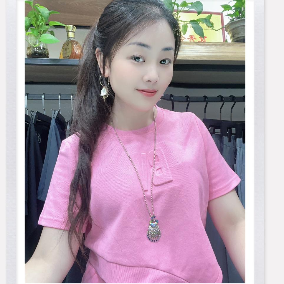 魏小芬🎤暂停
