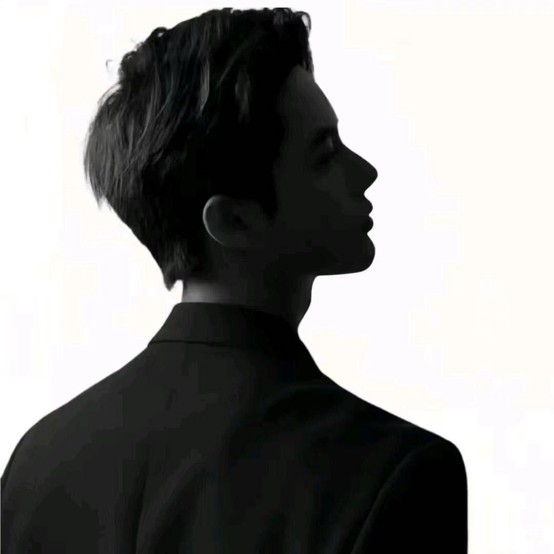 白冰.