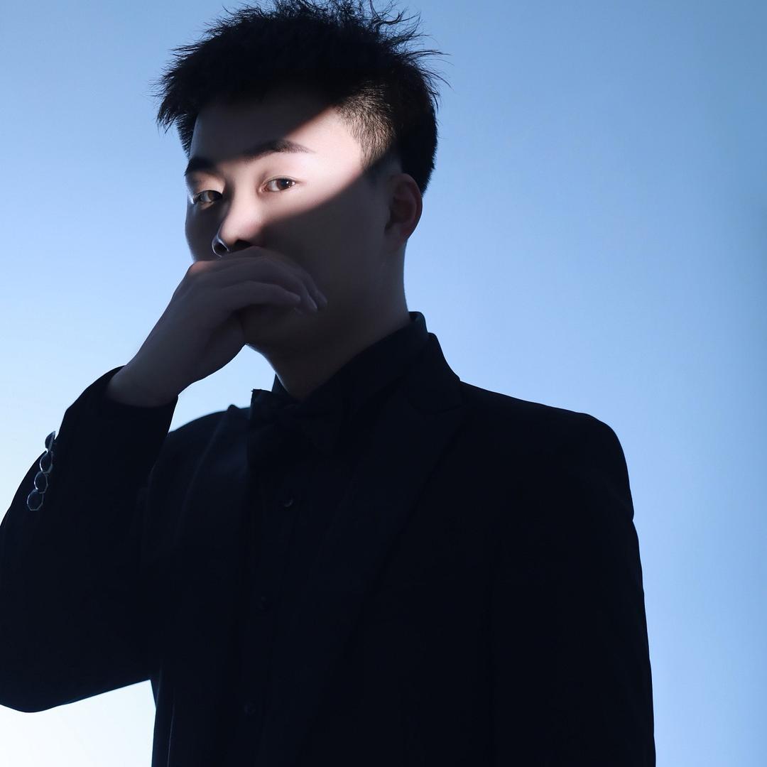 静侯一切安好呐