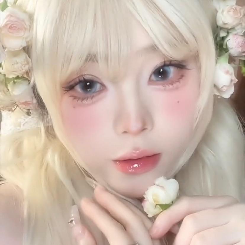 圆脸婷婷