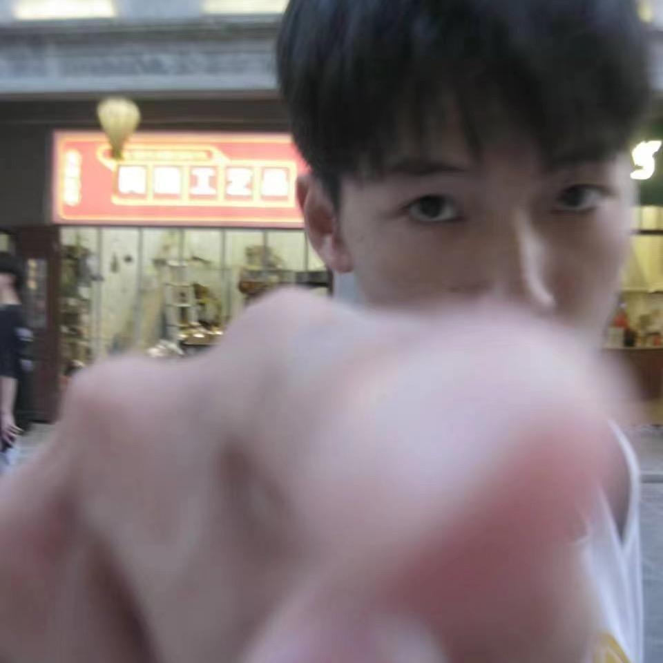 李梓杨